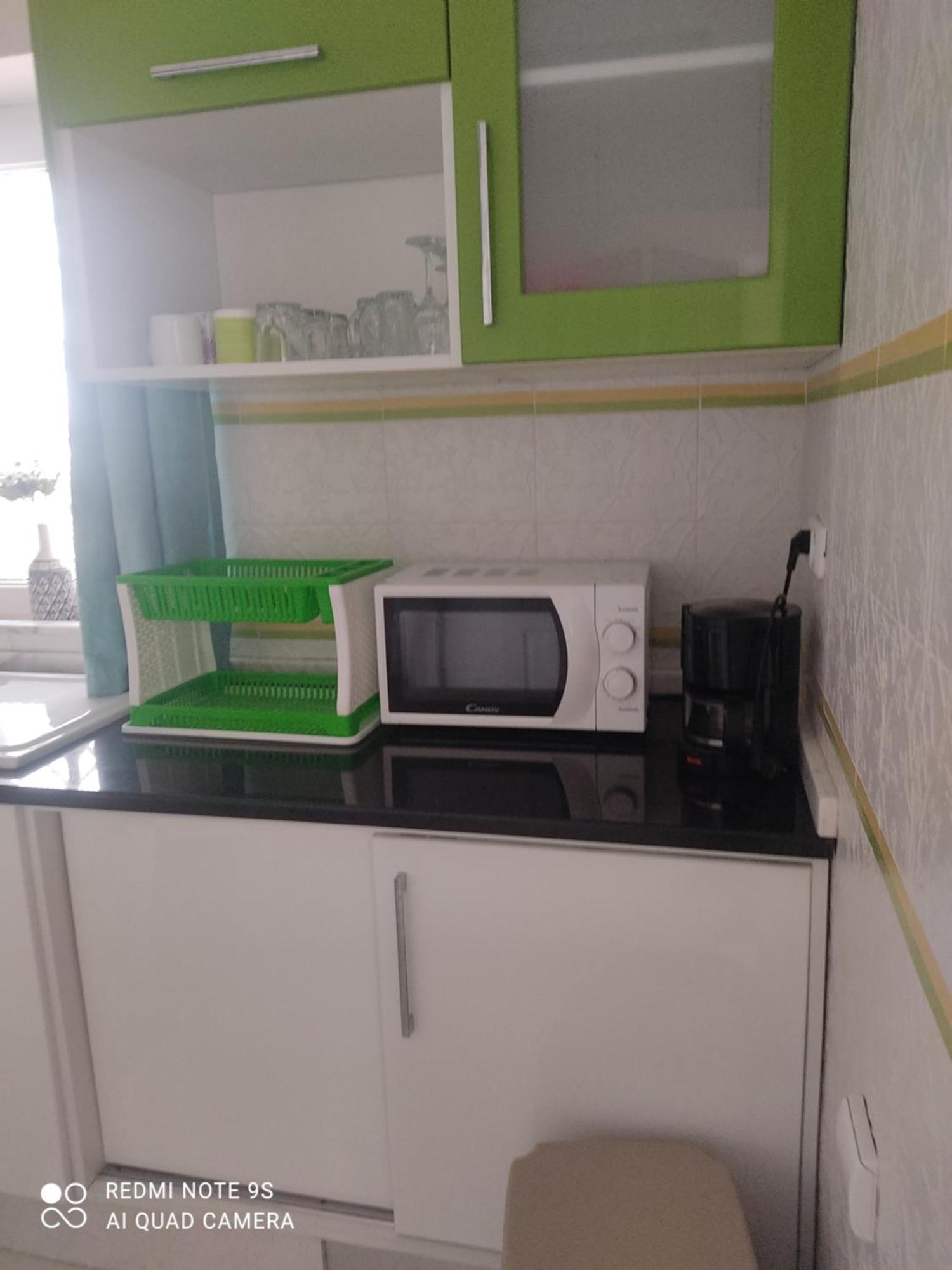 Etage De Villa Avec Jardin, Pres De L'Aireport Et Parking Prive Арьяна Экстерьер фото