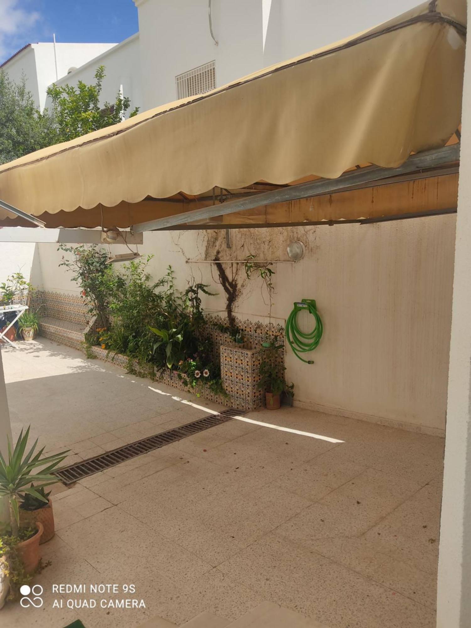 Etage De Villa Avec Jardin, Pres De L'Aireport Et Parking Prive Арьяна Экстерьер фото
